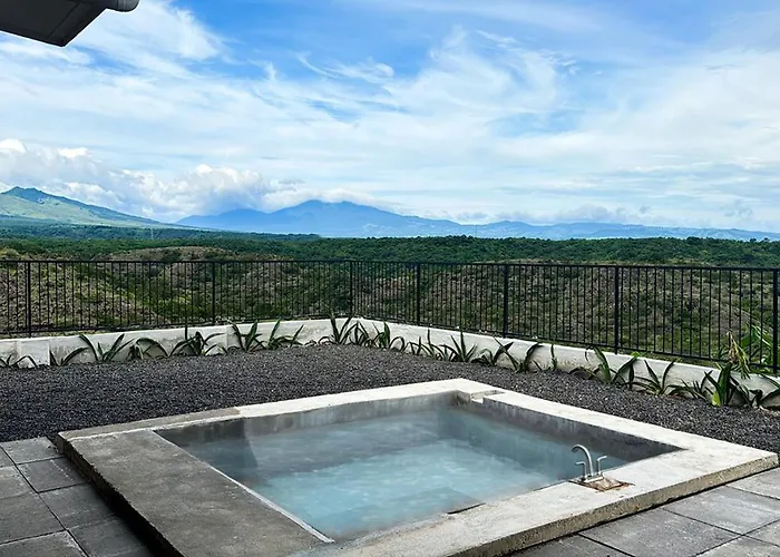 Hotel Destino & Hot Springs - Lujoso En Provincia Guanacaste, San Bernando De Bagaces, 5*