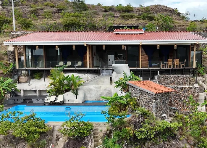 Hotel Destino & Hot Springs - Lujoso En Provincia Guanacaste, San Bernando De Bagaces, 5*